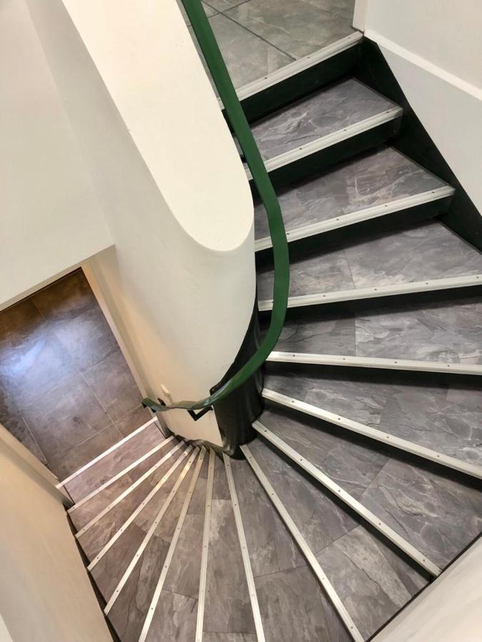 Dachgeschosswohnung Mit Seeblick Ahrensbok Bagian luar foto